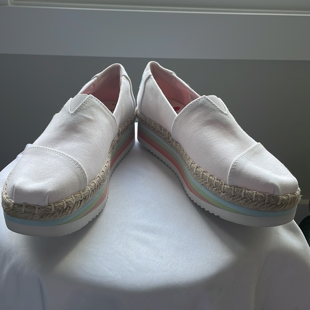 Tom’s platform slip-pms - Picture 5 of 8